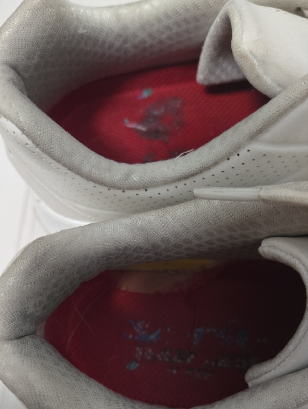 [5 x $20]Skechers Women's Athletic Sneakers / Size 8 1/2 - Picture 4 of 6